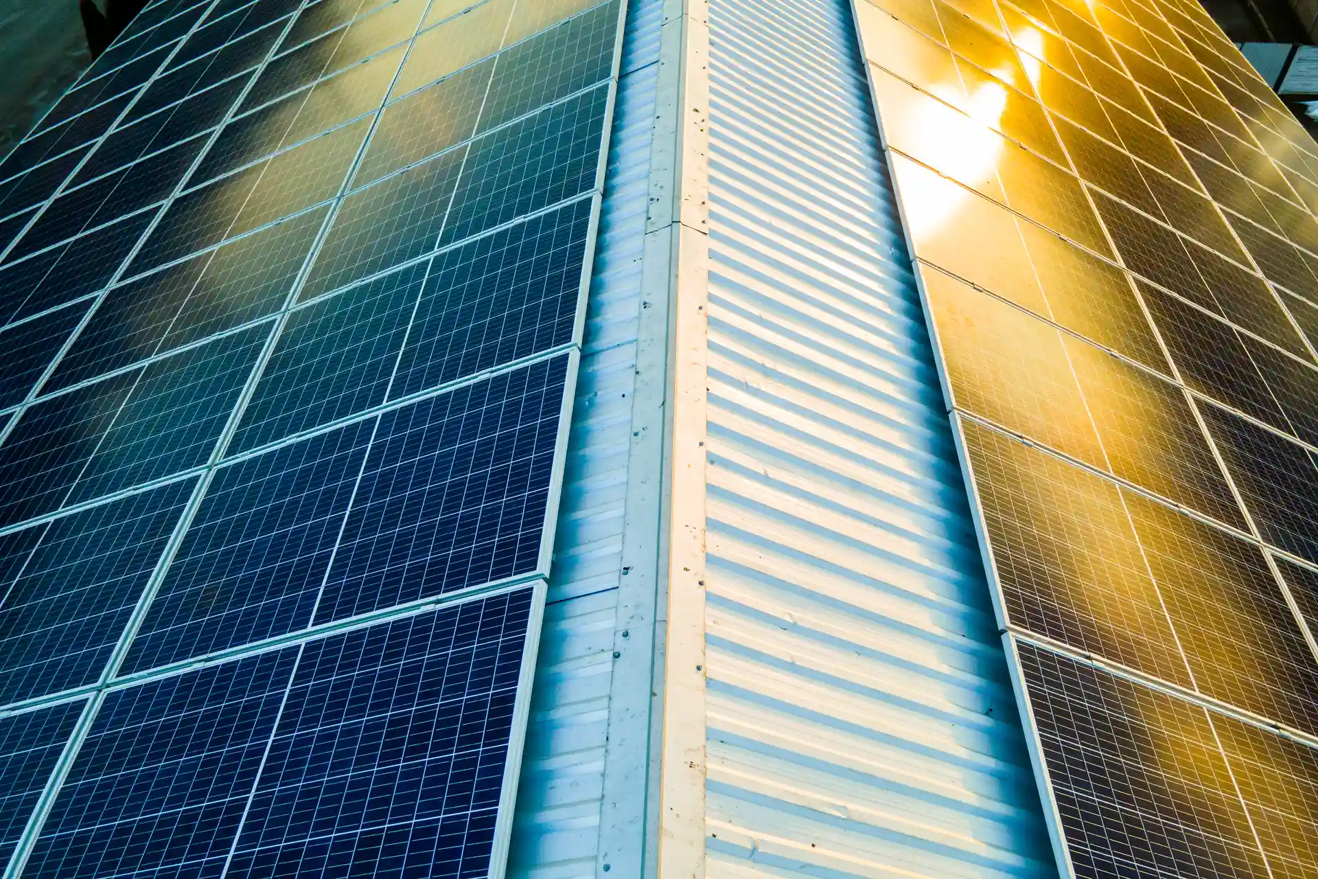 aerial-view-of-surface-of-blue-photovoltaic-solar-2024-12-06-17-05-51-utc_result.webp
