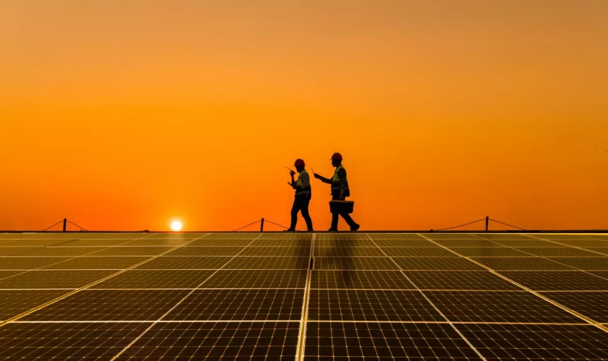 engineers-walking-on-roof-inspect-and-check-solar-2025-03-13-22-05-34-utc (1)